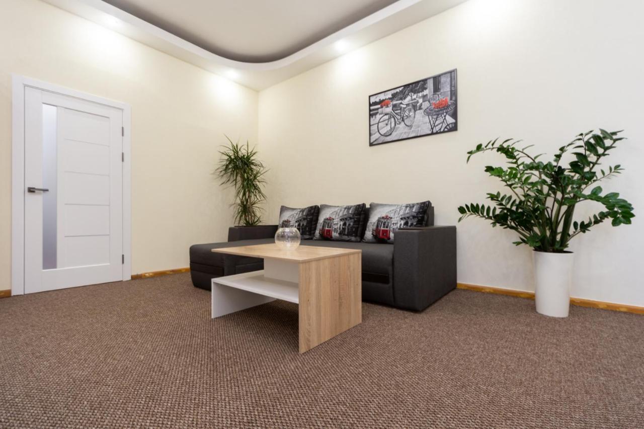 Apartment Center Of Odessa Esterno foto