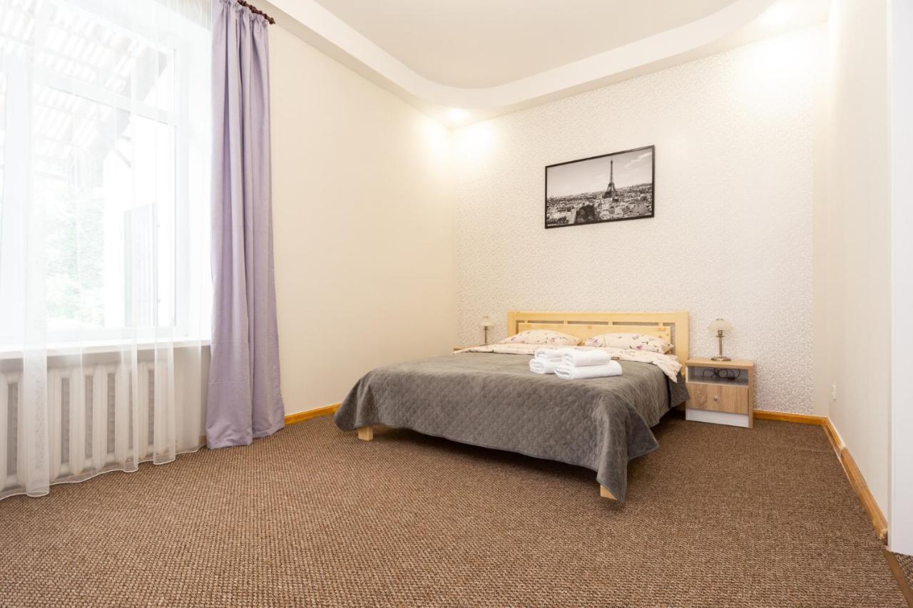 Apartment Center Of Odessa Esterno foto