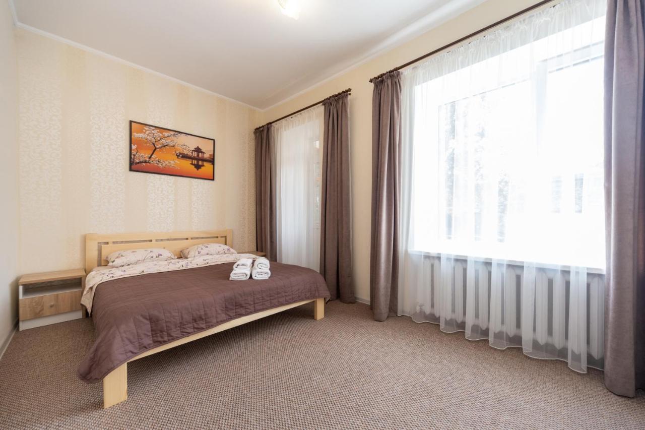 Apartment Center Of Odessa Esterno foto